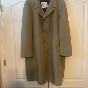 Vintage 1970s London Fog Maincoats Trench Coat for Men Size 52R. Tan